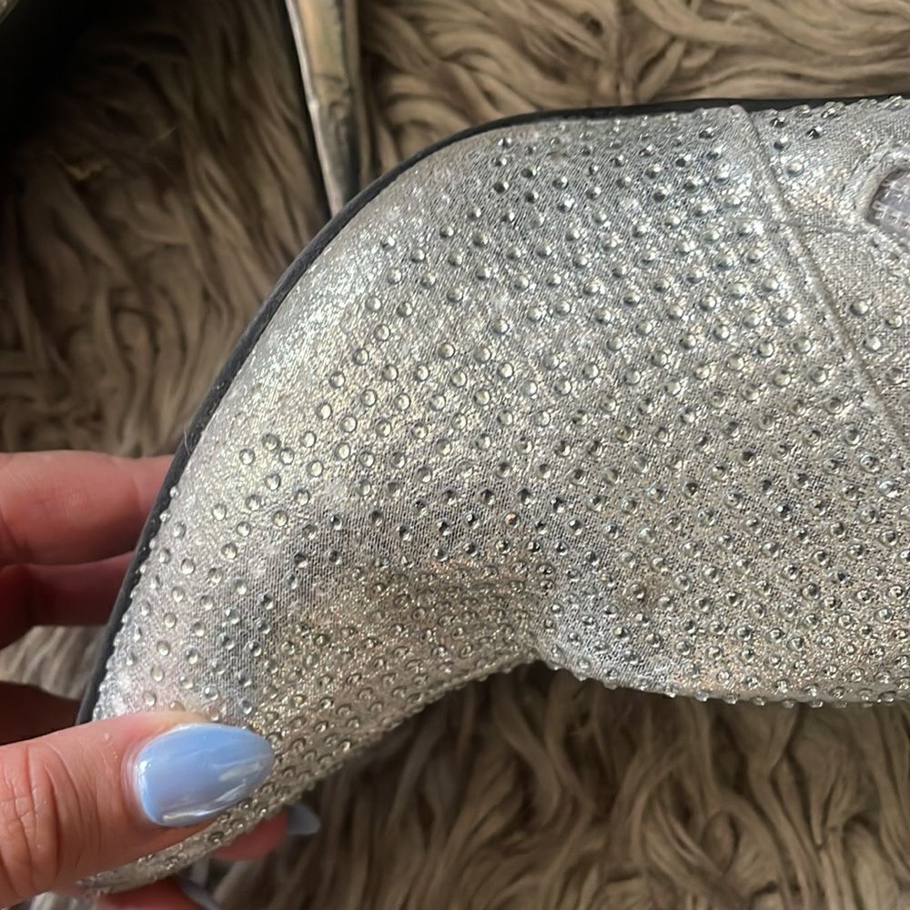 Silver boots - Picture 8 of 12